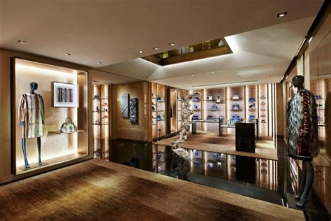 fendi boutique roissy france.